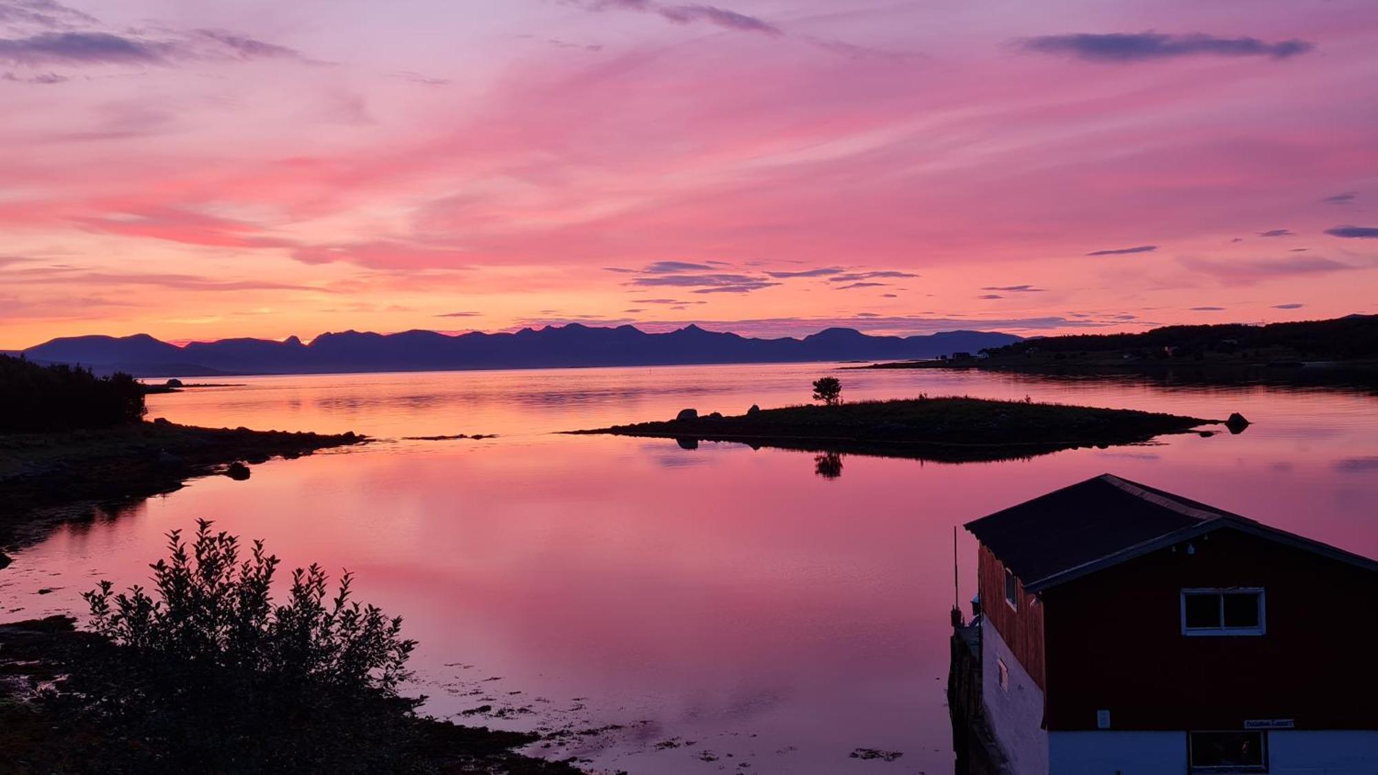 Prima Lofoten Myrland Exterior foto